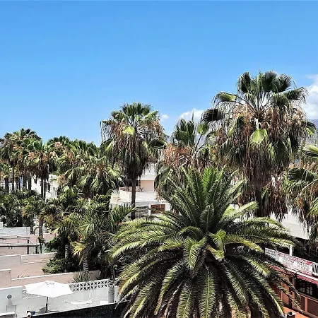 Ziocarlo/las Americas アパートホテル